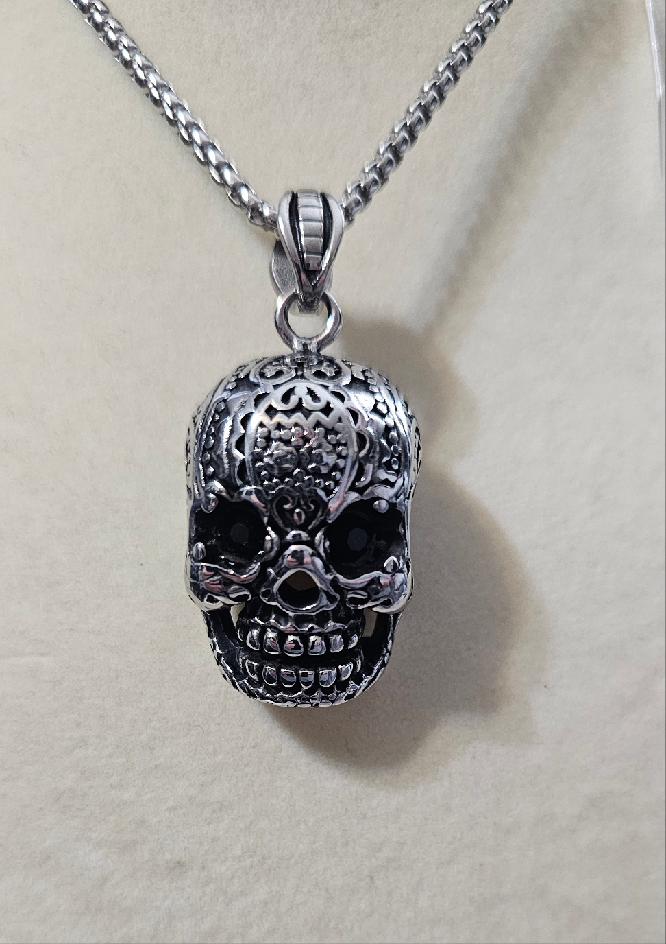 Steel Hearts Skull with Black Gemstone Necklace