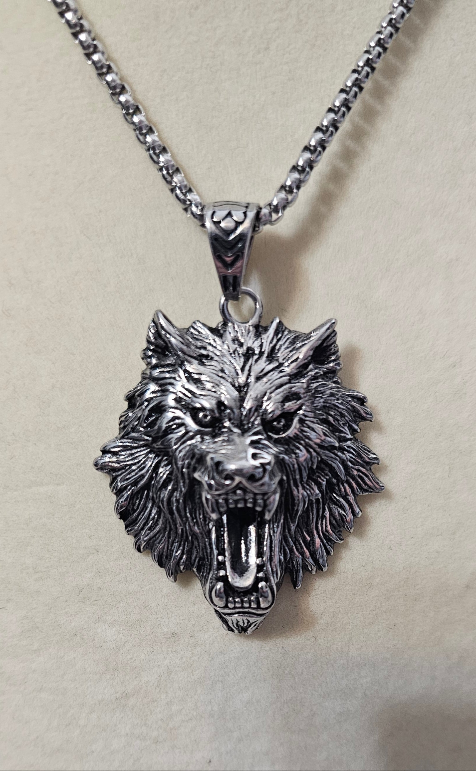 Silver Wolf Steel Hearts Necklace