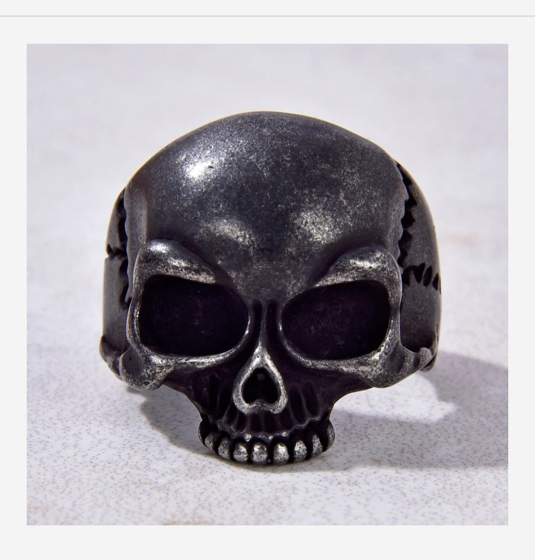 Black Classic Cast Skull Steel Hearts Ring